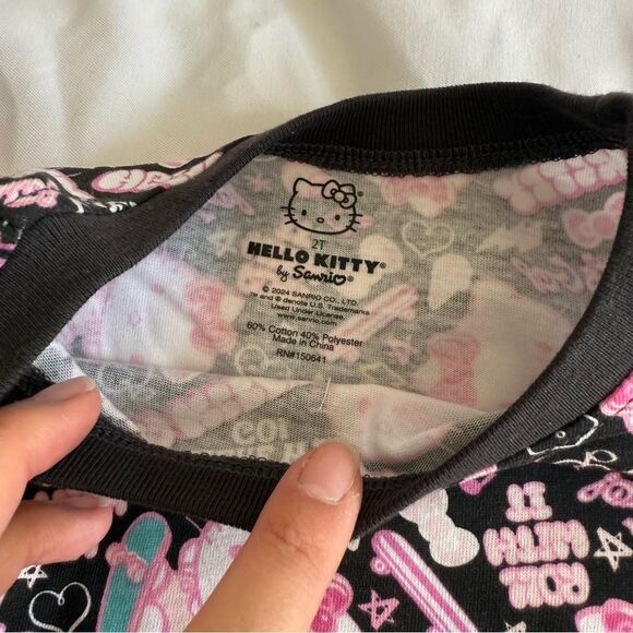 Sanrio Hello Kitty Lavender Shirt - Picture 7 of 8